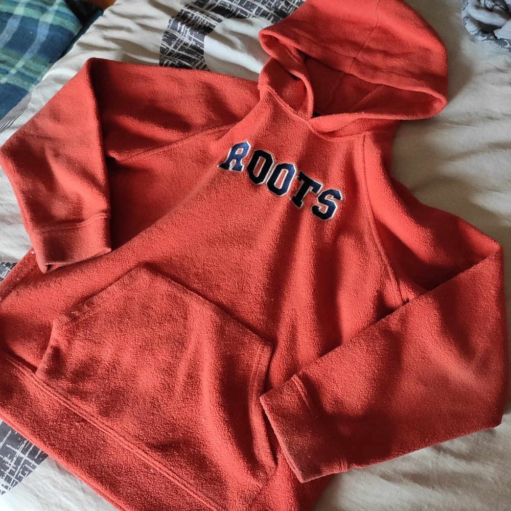 bundle Of 2 sweaters!